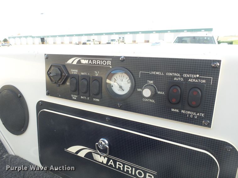 image for item EF9626 1995 Warrior V177 Eagle  boat