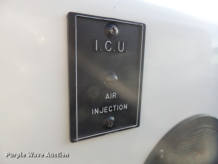 image for item EF9626 1995 Warrior V177 Eagle  boat