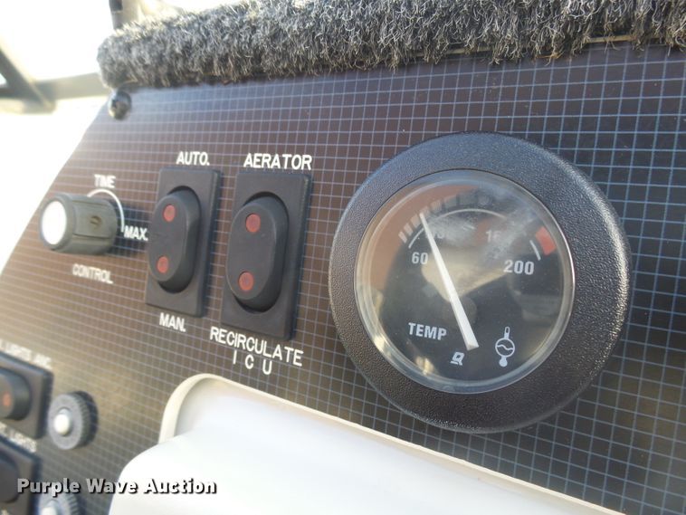 image for item EF9626 1995 Warrior V177 Eagle  boat