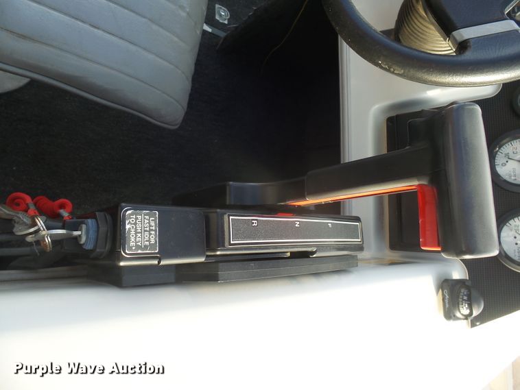 image for item EF9626 1995 Warrior V177 Eagle  boat