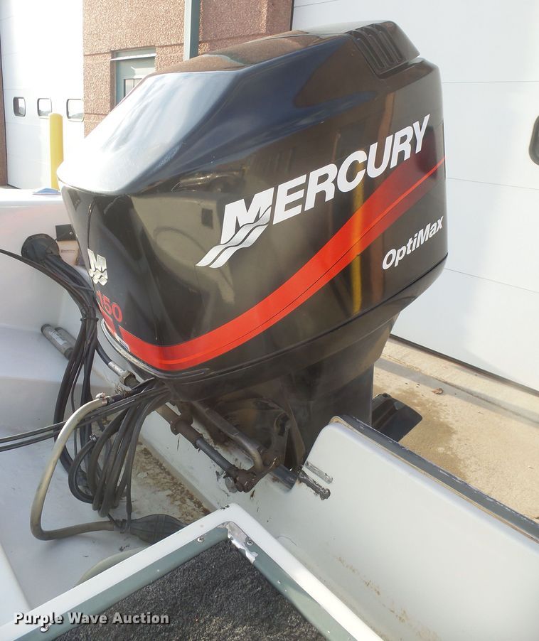 image for item EF9626 1995 Warrior V177 Eagle  boat