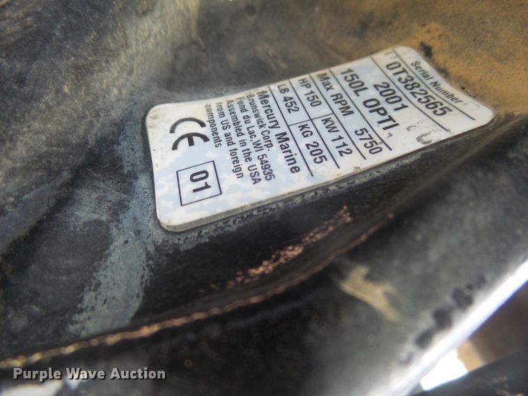 image for item EF9626 1995 Warrior V177 Eagle  boat