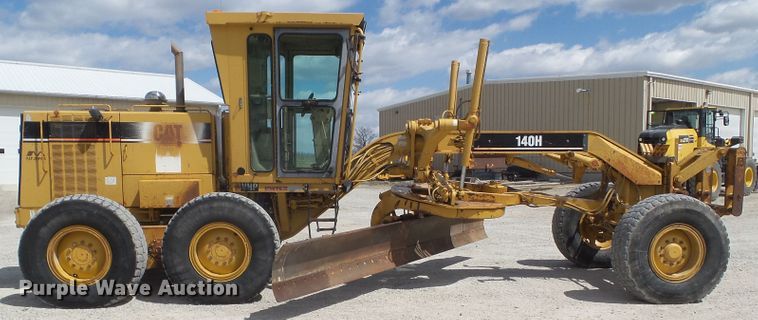 image for item EM9971 1997 Caterpillar 140H VHP motor grader