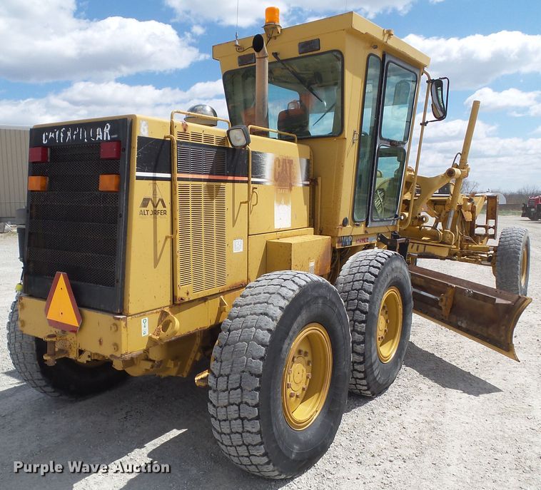 image for item EM9971 1997 Caterpillar 140H VHP motor grader