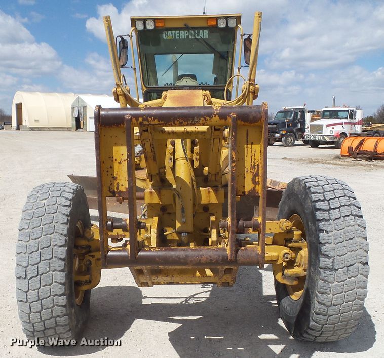 image for item EM9971 1997 Caterpillar 140H VHP motor grader