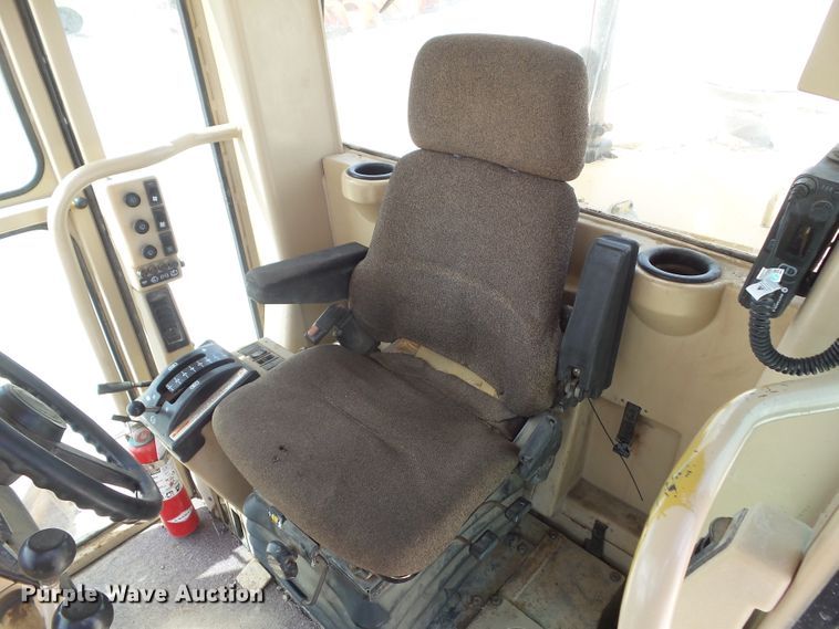 image for item EM9971 1997 Caterpillar 140H VHP motor grader