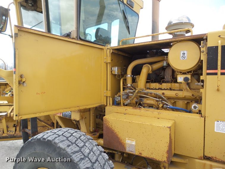 image for item EM9971 1997 Caterpillar 140H VHP motor grader