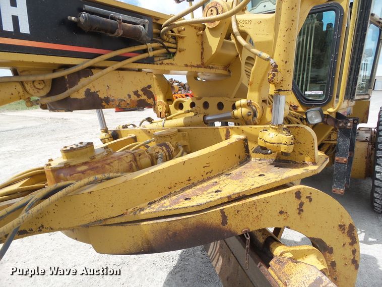 image for item EM9971 1997 Caterpillar 140H VHP motor grader