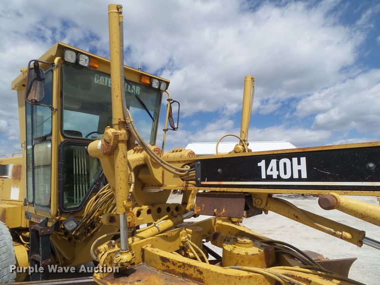 image for item EM9971 1997 Caterpillar 140H VHP motor grader