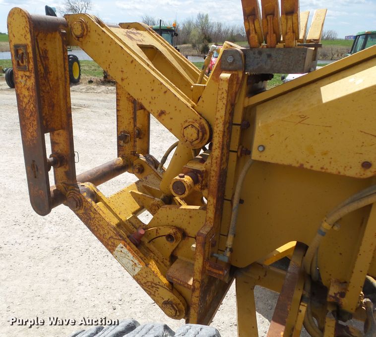 image for item EM9971 1997 Caterpillar 140H VHP motor grader