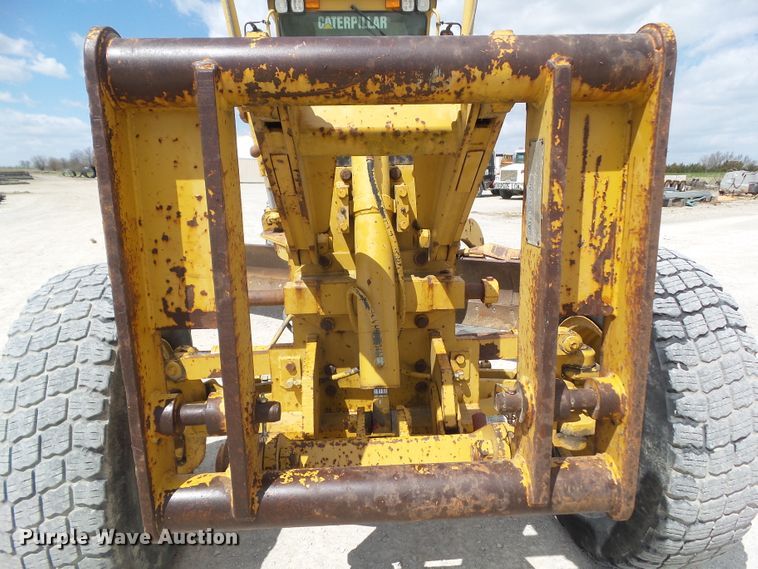 image for item EM9971 1997 Caterpillar 140H VHP motor grader