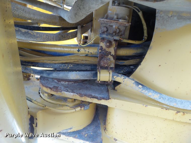 image for item EM9971 1997 Caterpillar 140H VHP motor grader