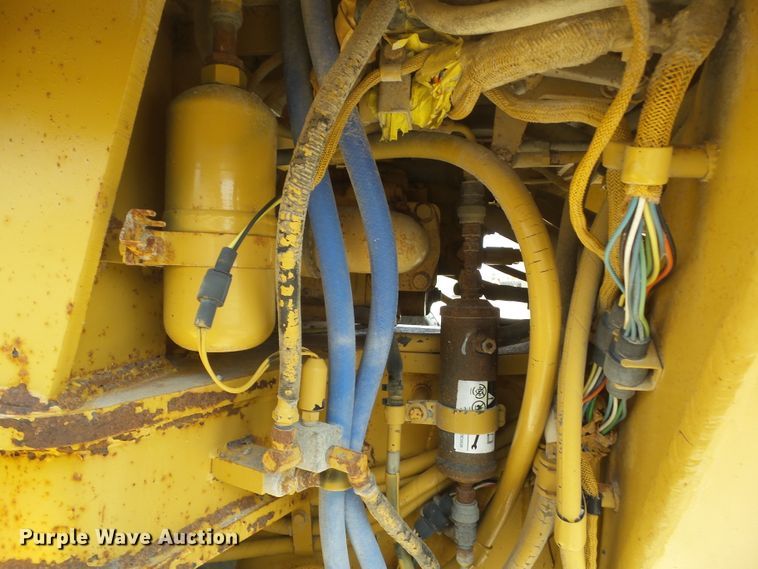 image for item EM9971 1997 Caterpillar 140H VHP motor grader