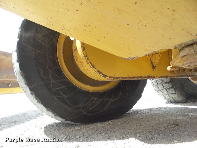 image for item EM9971 1997 Caterpillar 140H VHP motor grader