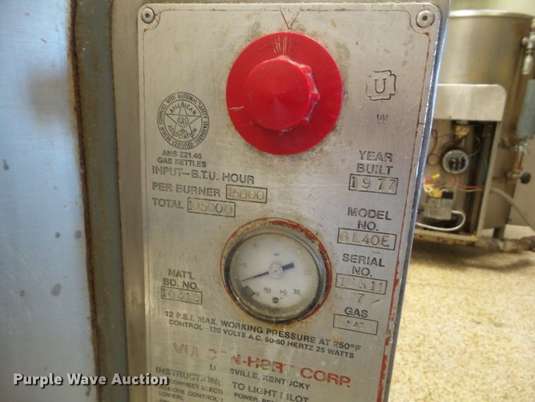 image for item EM9975 Vulcan Hart GL40E jacketed kettle