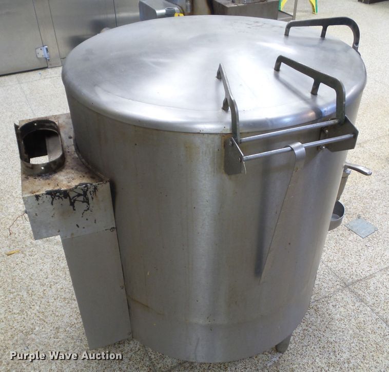 image for item EM9976 Vulcan Hart GL60E jacketed kettle