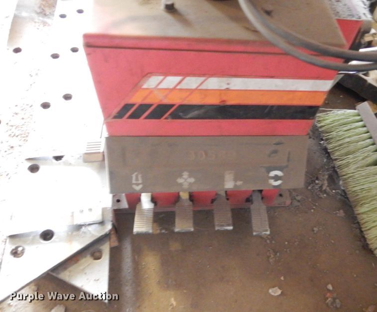 image for item FX9131 Central Machinery tire machine