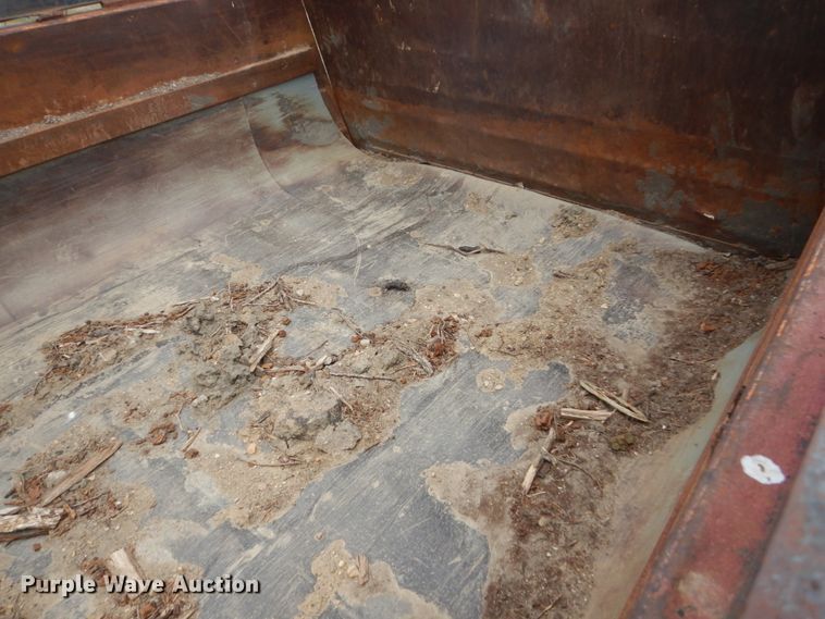 image for item FX9135 1991 Ford L8000 dump truck