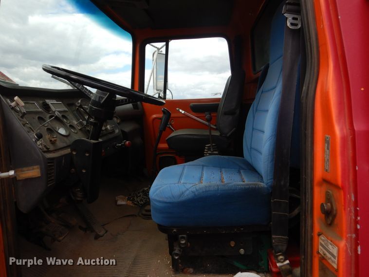 image for item FX9135 1991 Ford L8000 dump truck