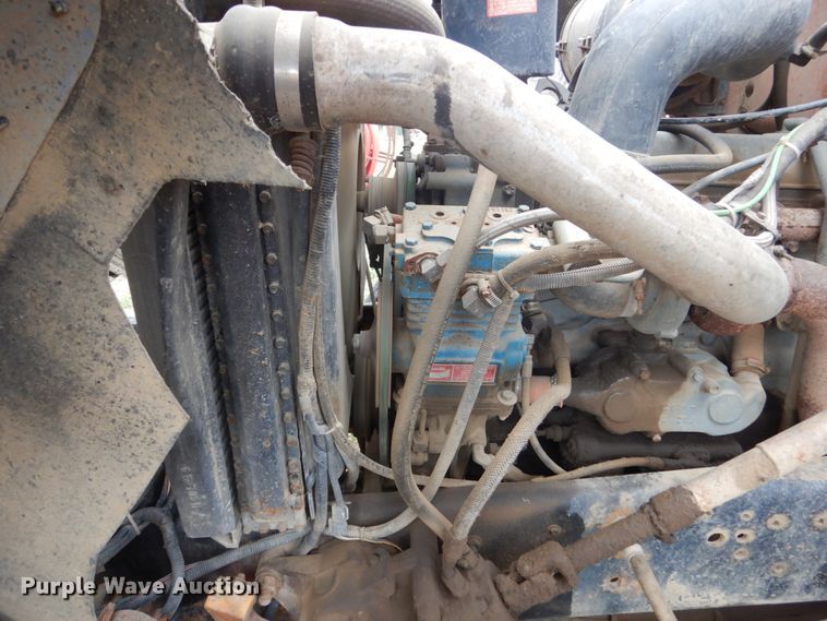 image for item FX9135 1991 Ford L8000 dump truck