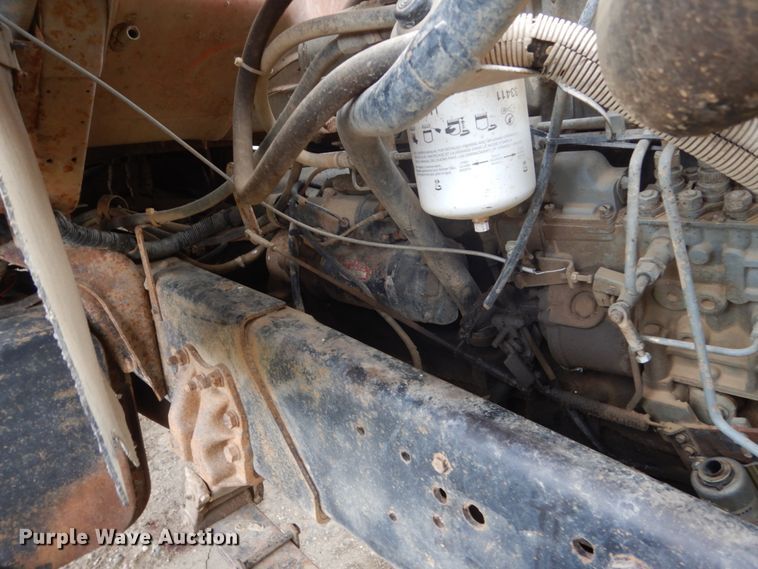 image for item FX9135 1991 Ford L8000 dump truck