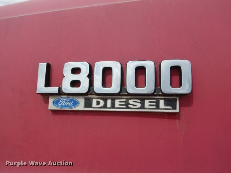 image for item FX9135 1991 Ford L8000 dump truck
