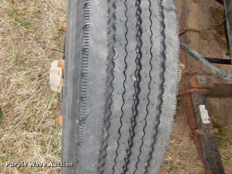 image for item FX9135 1991 Ford L8000 dump truck