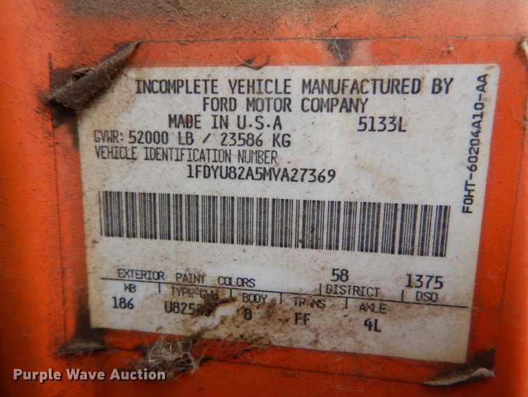 image for item FX9135 1991 Ford L8000 dump truck