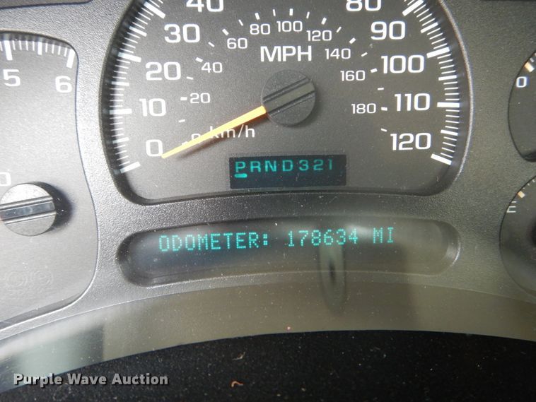 image for item GB9845 2005 Chevrolet Silverado 1500 pickup truck