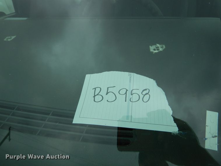 image for item GB9845 2005 Chevrolet Silverado 1500 pickup truck