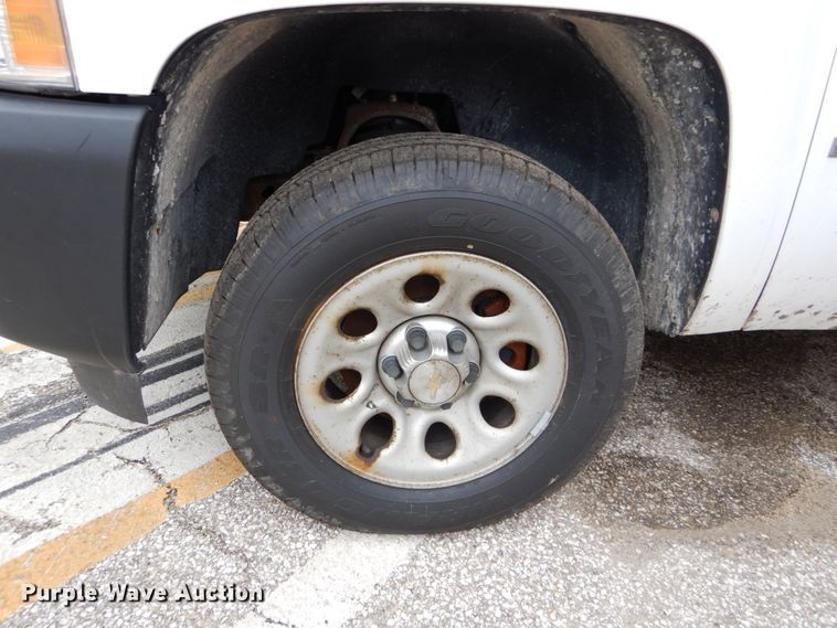 image for item GB9849 2008 Chevrolet Silverado 1500 pickup truck