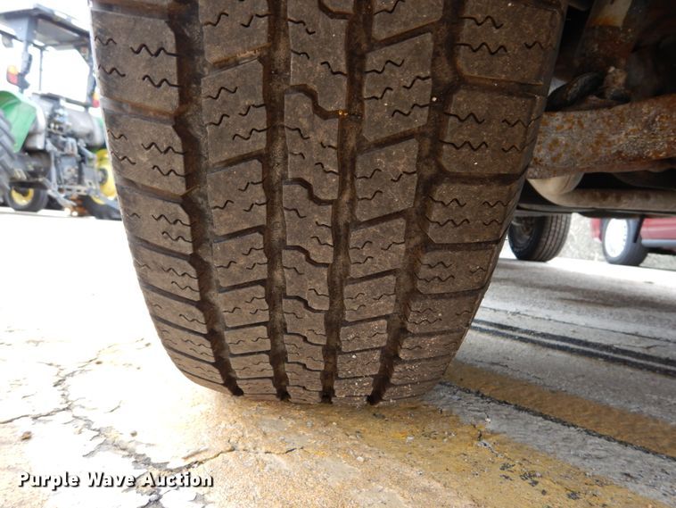 image for item GB9849 2008 Chevrolet Silverado 1500 pickup truck