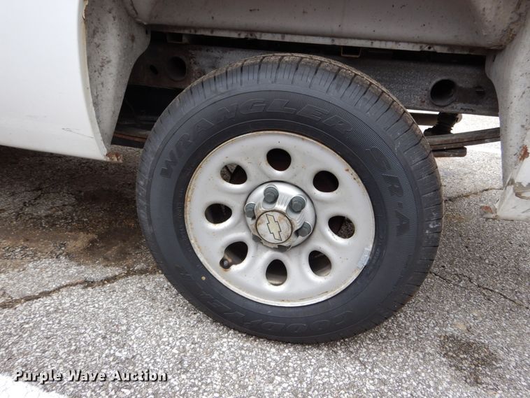 image for item GB9849 2008 Chevrolet Silverado 1500 pickup truck