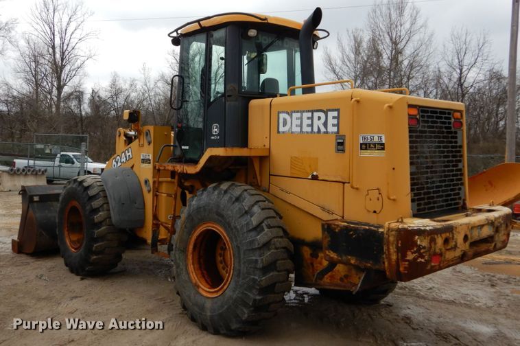 image for item GB9851 2003 John Deere 624H  wheel loader