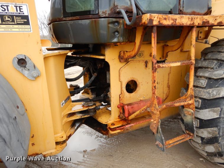image for item GB9851 2003 John Deere 624H  wheel loader