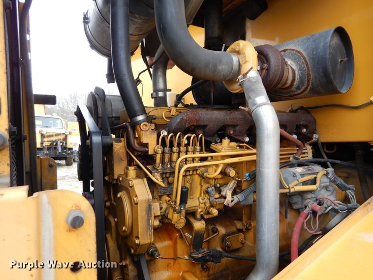 image for item GB9851 2003 John Deere 624H  wheel loader