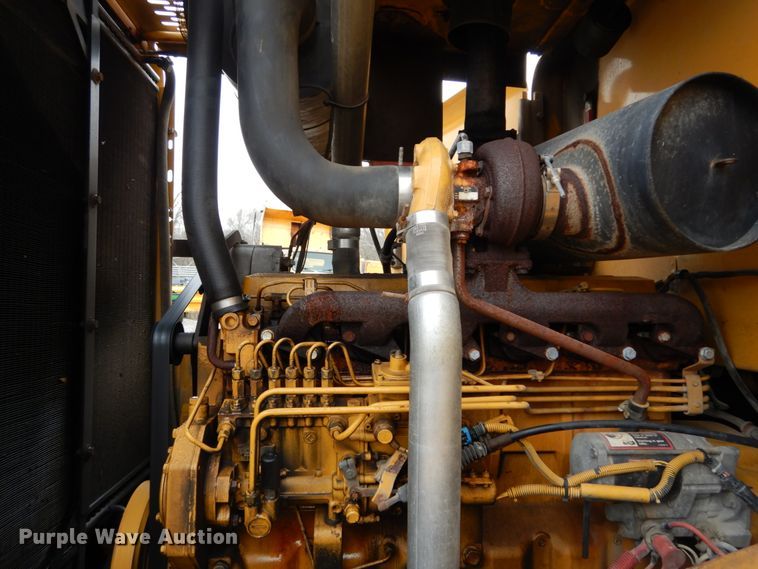 image for item GB9851 2003 John Deere 624H  wheel loader