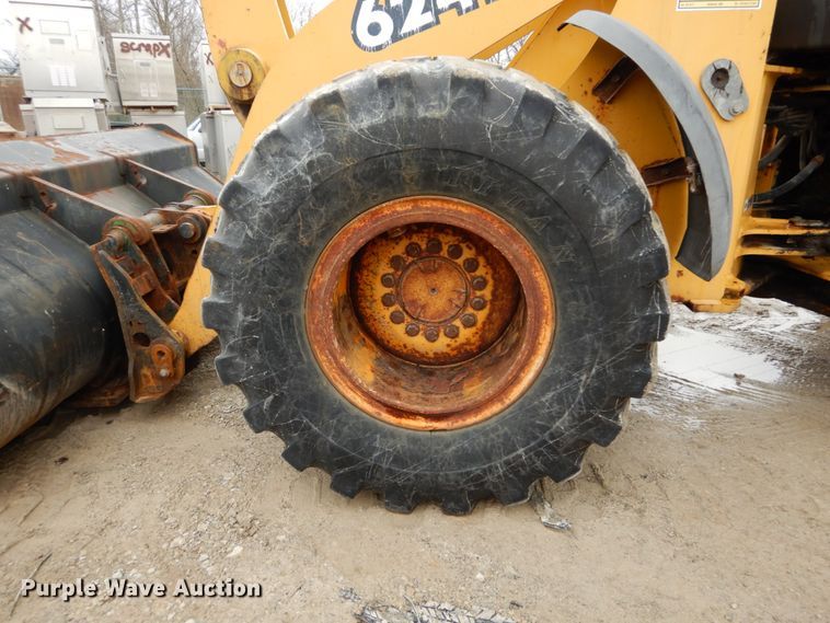 image for item GB9851 2003 John Deere 624H  wheel loader