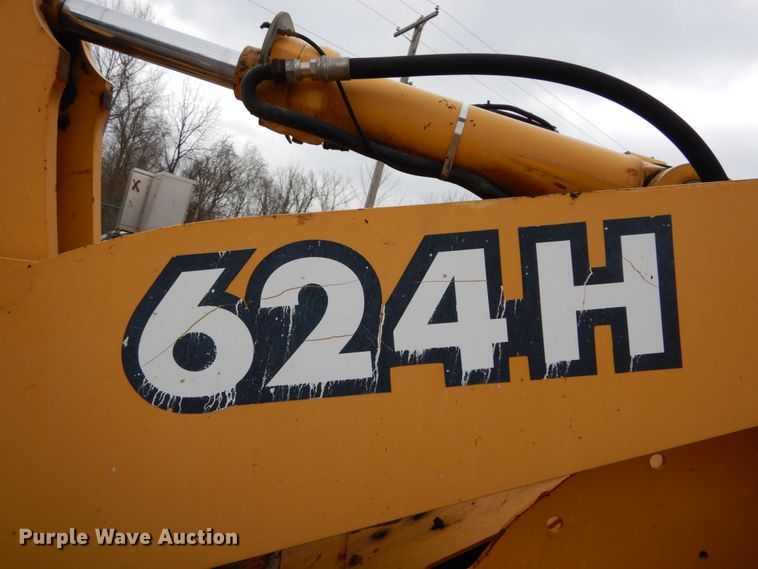 image for item GB9851 2003 John Deere 624H  wheel loader