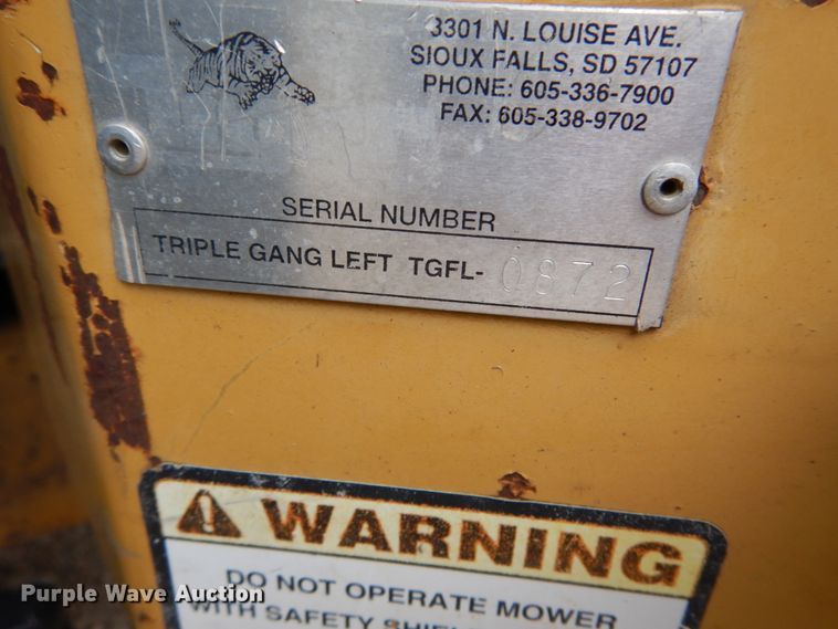 image for item GB9852 2008 John Deere 6330 tractor