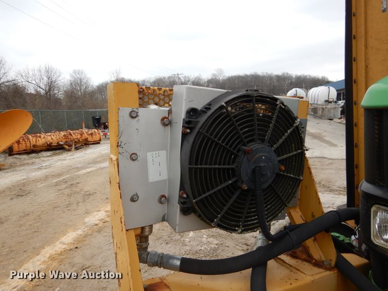 image for item GB9852 2008 John Deere 6330 tractor