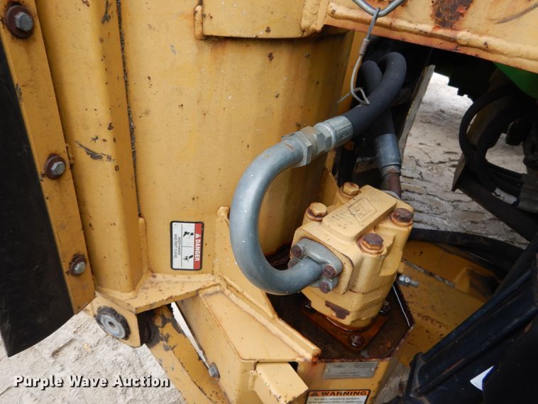 image for item GB9852 2008 John Deere 6330 tractor