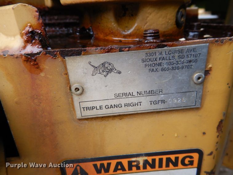 image for item GB9852 2008 John Deere 6330 tractor