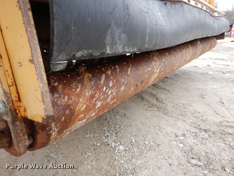 image for item GB9852 2008 John Deere 6330 tractor