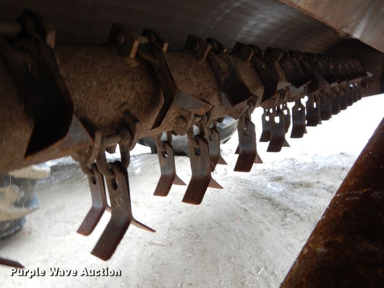 image for item GB9852 2008 John Deere 6330 tractor