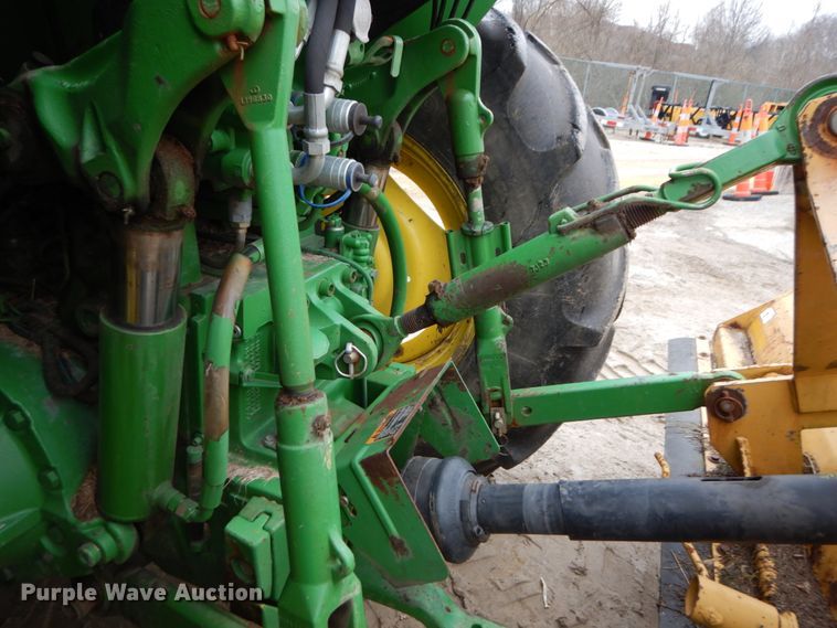 image for item GB9852 2008 John Deere 6330 tractor
