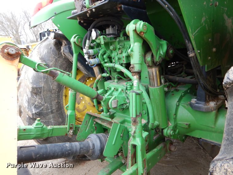 image for item GB9852 2008 John Deere 6330 tractor