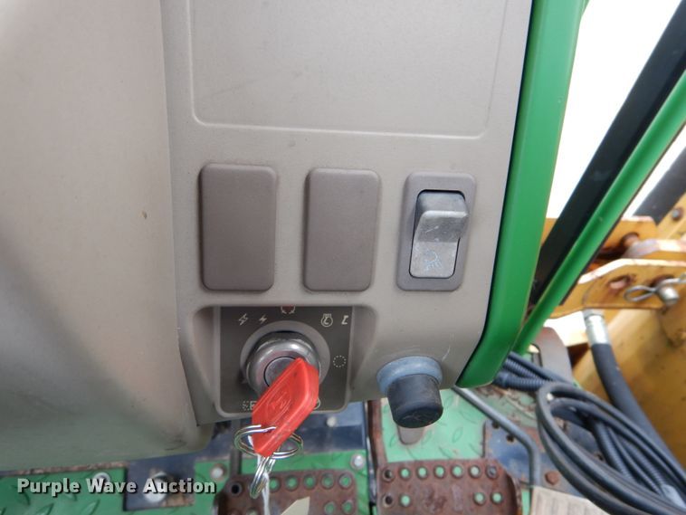 image for item GB9852 2008 John Deere 6330 tractor