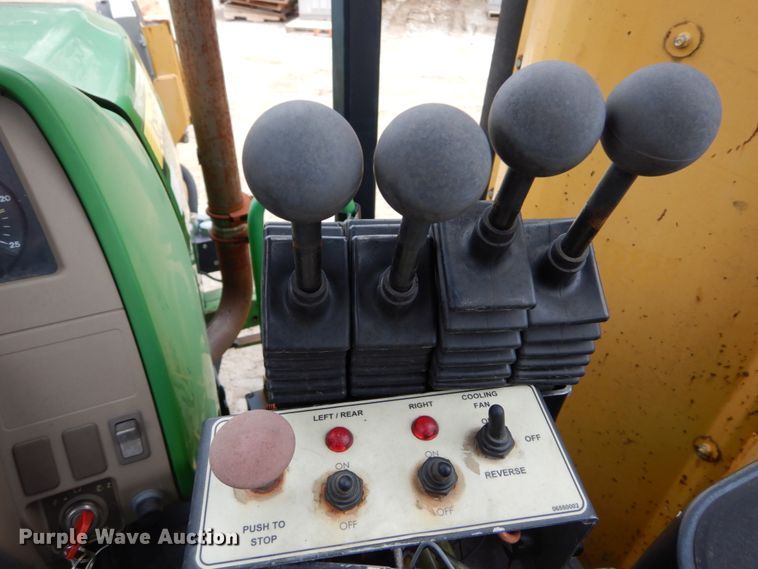 image for item GB9852 2008 John Deere 6330 tractor