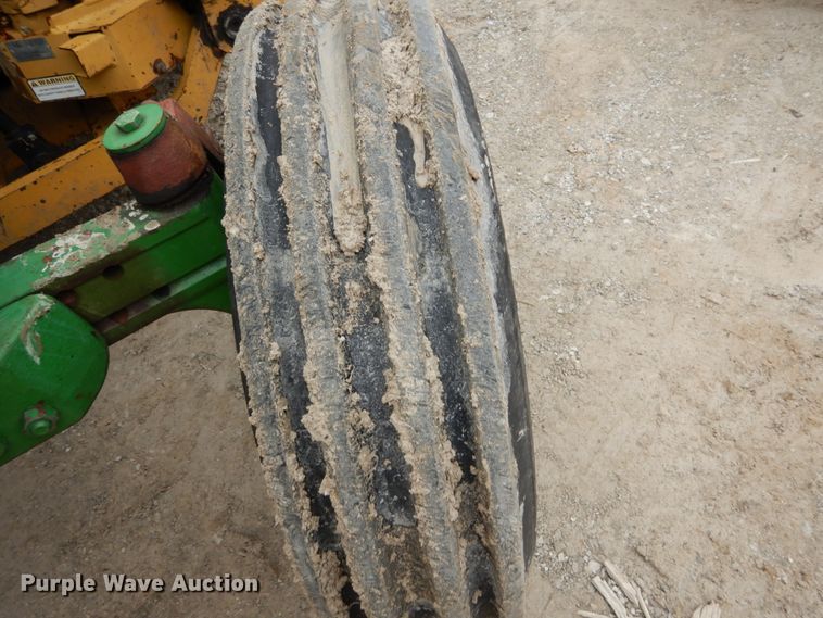 image for item GB9852 2008 John Deere 6330 tractor